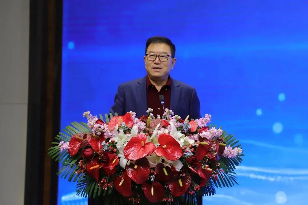 融合聚變，創新突破丨智慧產業集團2022年度總結暨表彰大會順利召開