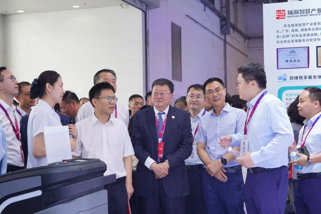 文達通股份攜”數智物業全鏈解決方案”亮相中國物博會，“AI+機器人”定義智慧物業新標桿
